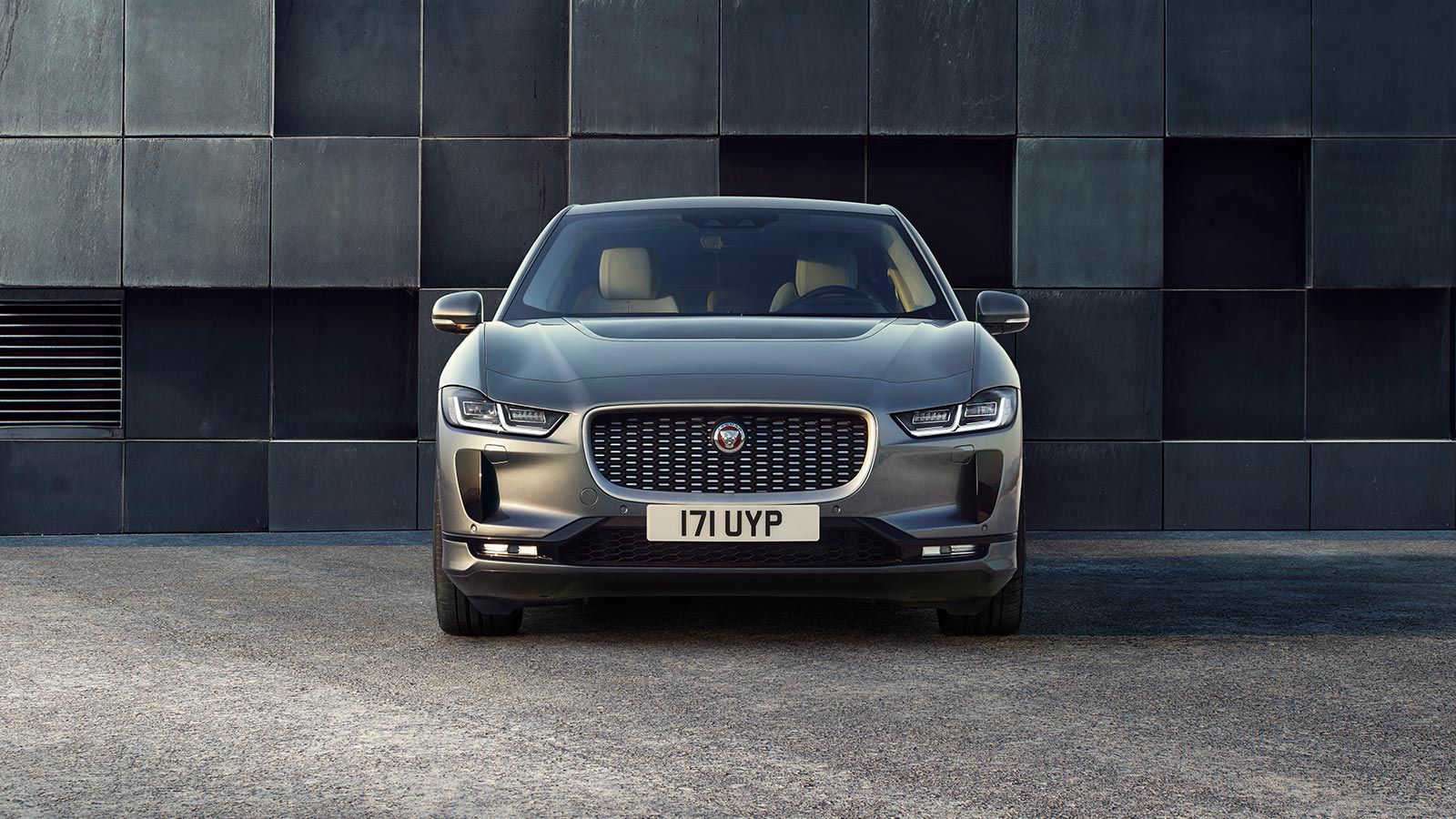 ЭЛЕКТРОМОБИЛЬ JAGUAR