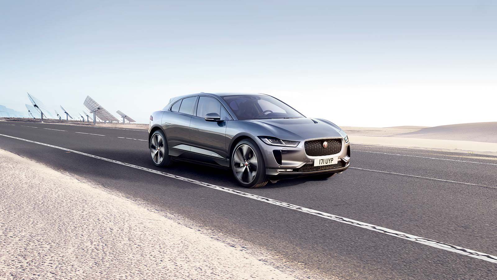ПОЛНОСТЬЮ ЭЛЕКТРИЧЕСКИЙ JAGUAR I-PACE